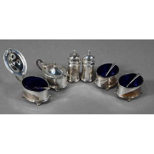 97 - Cased silver six piece condiment set c/w four spoons, William Suckling Ltd, Birmingham 1931/32, 5.9o... 