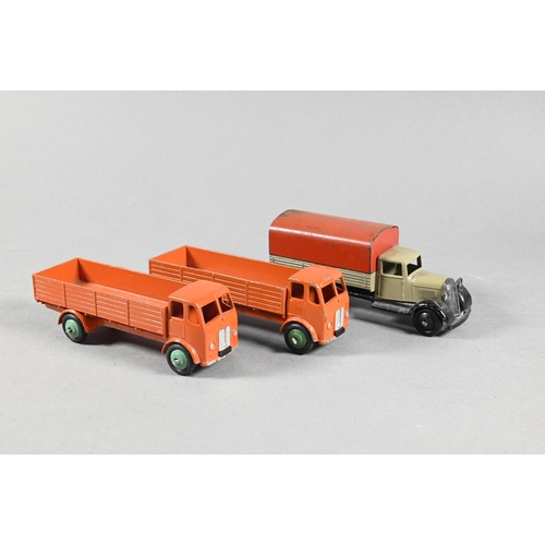 984 - Dinky Toys: 29c Double Decker Leyland Bus (x2), 29e Single Deck Bus, 25b Covered Wagon (x2), 25f Mar... 