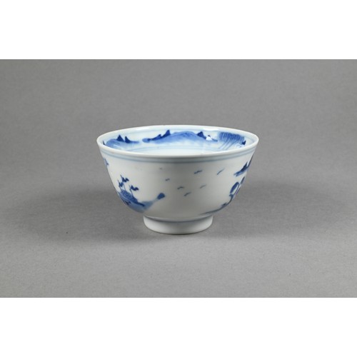 353 - A pair of 19th century Chinese blue and white tea bowls painted in underglaze blue with a figure lea... 