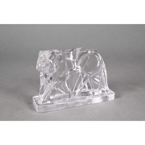 440 - An Art Deco glass tiger, designed by Georges Chevalier for Baccarat (unmarked), 10 cm high