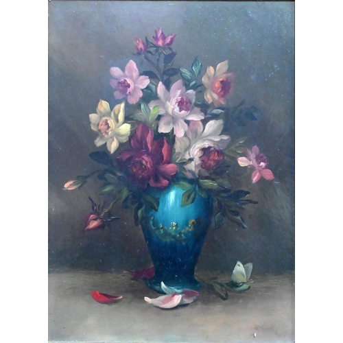 565 - R Cook - Still life study with flowers in a blue vase, oil on board, signed lower right and dated '6... 