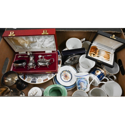 125 - #Quantity of commemorative china including Spode and Royal Worcester, to/w a cased three piece silve... 