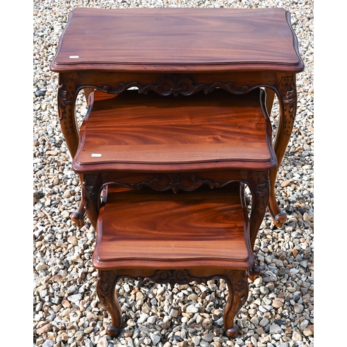 368 - A nest of three hardwood occasional tables (3)