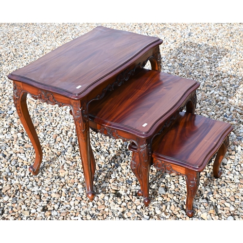 368 - A nest of three hardwood occasional tables (3)