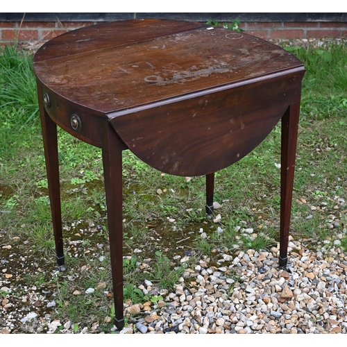 371 - #A Victorian mahogany drop leaf table, drawer to one end