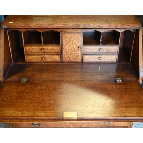 397 - A Georgian style cross-banded oak bureau, 84 x 47 x 99 cm h