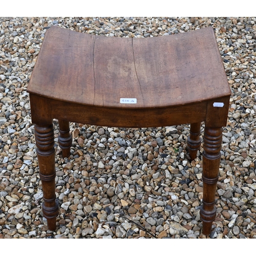 426A - Georgian mahogany dressing stool