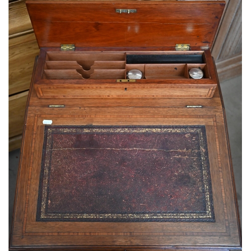 462 - An Edwardian mahogany Davenport desk with walnut inlay and four drawers, 87 cm high x 50 cm deep x 5... 