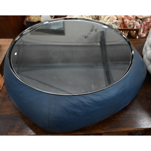 506 - B & B Italia 'Lady-Fat'[ blue leather 'pouffe' coffee table with mirrored top designed by Patric... 