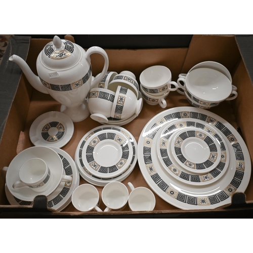 84 - #Wedgwood Asia pattern part dinner/coffee service, 30 pieces (box)