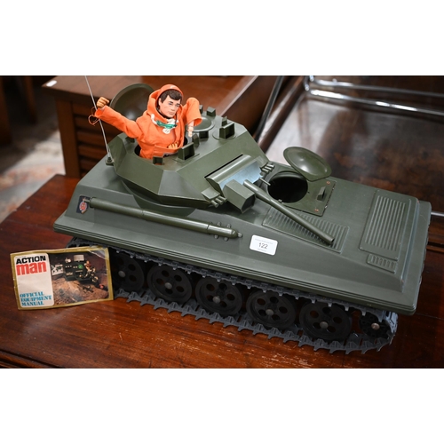 122 - Boxed Action Man Scorpion Tank and an unboxed Action Man (2)