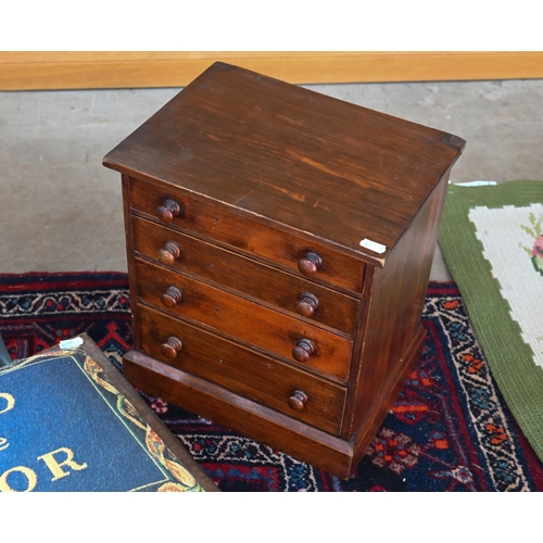 229 - A small stained pine four drawer collector's chest to/w scalloped wine table on painted tripod base,... 