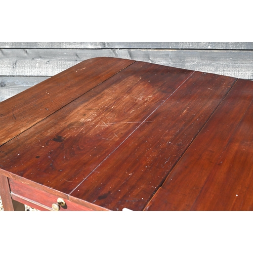 260 - A 19th century mahogany Pembroke table with dummy drawer