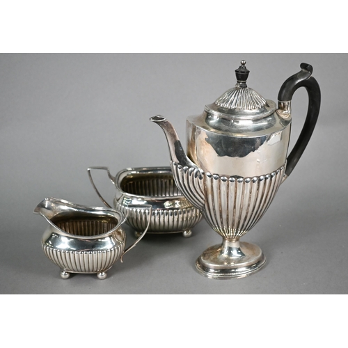 131 - Victorian silver oval urn-shaped coffee pot with composite finial, on weighted stemme... 