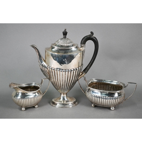 131 - Victorian silver oval urn-shaped coffee pot with composite finial, on weighted stemme... 