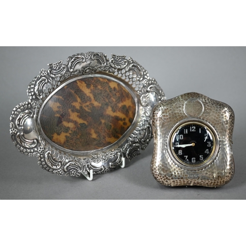 142 - Victorian silver and tortoiseshell oval pin-tray with pierced and embossed rim, J. Batson & Son,... 