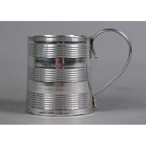 178 - George III small mug of tapering cylindrical with reeded banding and scroll handle, Solomon Hougham,... 