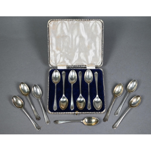 183 - Thirteen silver golf trophy teaspoons - various dates, 5.4oz (contained in a six-spoon case)