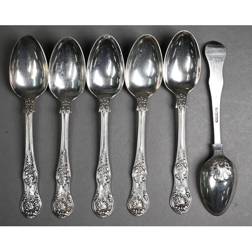 199 - Set of twelve Victorian silver queen's pattern teaspoons, Elizabeth Eaton, London 1848, 10.3oz