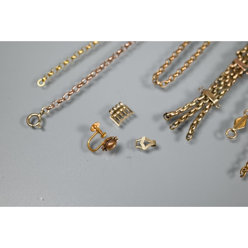 214 - A collection of 9ct old gold jewellery items including bracelets, chains etc all a/f, approx 37g all... 