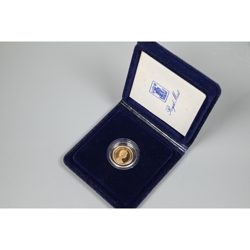 234 - A 1982 gold half sovereign, in fitted presentation case