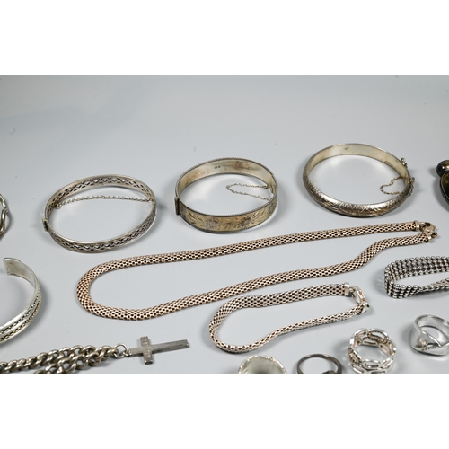 287 - Collection of mainly contemporary silver and white metal jewellery including bangles, rings, bracele... 