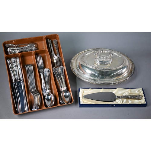 35 - Kings' pattern EPNS flatware and cutlery for six settings (little used), to/w a silver-handled cake-... 