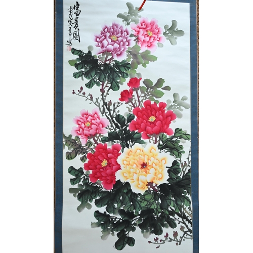 503 - A 20th century Chinese decorative hanging scroll painting, watercolour and ink on paper of large flo... 