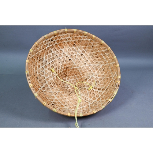 507 - Five various Chinese and other South East Asian traditional straw hats