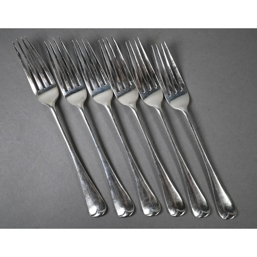 85 - Set of six late Victorian old English pattern silver table forks, Charles Boyton II, London 1899, 14... 