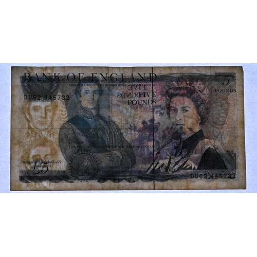 1149 - Notaphily: error - Bank of England Five Pounds DU62 445732 (1980) missing signature (David H F Somer... 