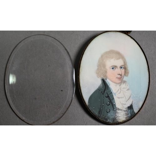 1162 - A Georgian oval portrait miniature on ivory of a young gentleman, circa 1790, with extravagant neck-... 