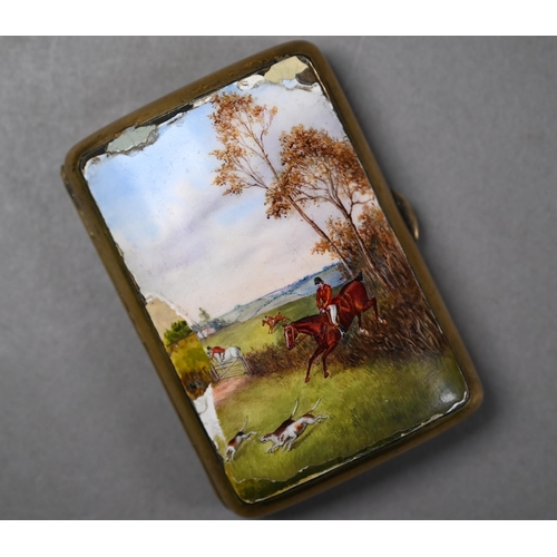 1168 - A Victorian silver gilt hip-pocket cigarette case, the hinged cover enamelled with hunting scene a/f... 