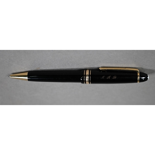 1176 - A Montblanc Meisterstuck Pix luxury ballpoint pen, LeGrand height 145.8 mm, black precious resin cap... 