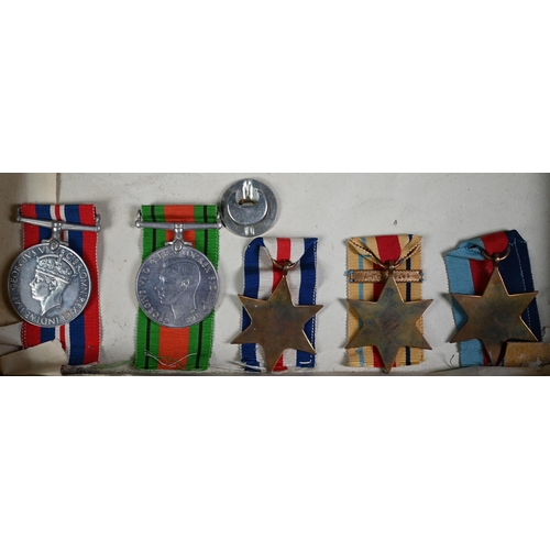 1195 - A WWII medal group of five comprising 1939-45 Star; Africa Star, bar 1st Army; France & Germany ... 