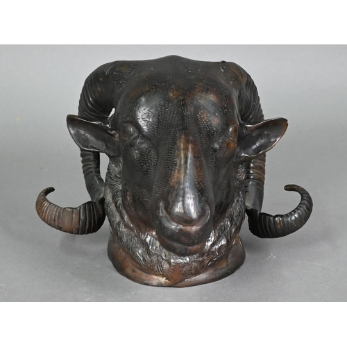 1289 - A cast bronze ram's head, 15 cm h