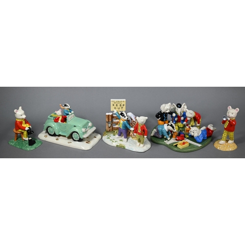 576 - Royal Doulton Rupert Characters Series - Boxed ltd edition Rupert Takes a Flying lesson no 0325/2000... 