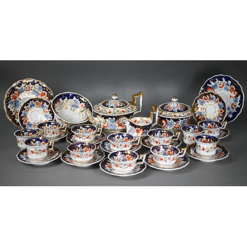 600 - A Regency china part tea service, painted and gilded with floral and foliate decoration, comprising ... 