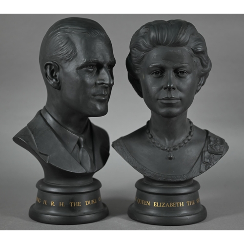 609 - Boxed pair of Royal Doulton black basalt busts of HM Queen Elizabeth II and the Duke of Edinburgh, l... 