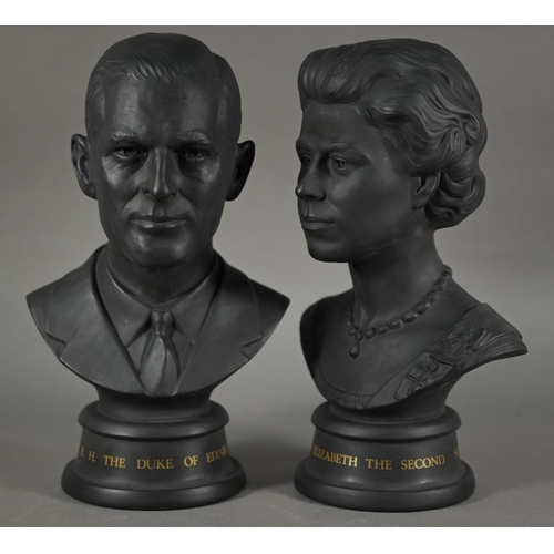 609 - Boxed pair of Royal Doulton black basalt busts of HM Queen Elizabeth II and the Duke of Edinburgh, l... 