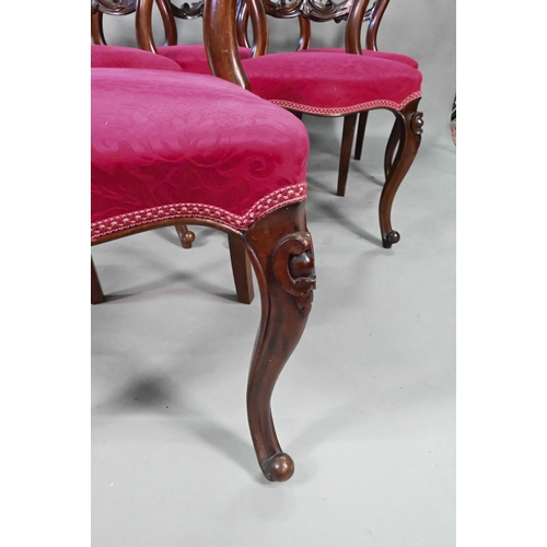 893 - A set of twelve Victorian mahogany style dining side chairs, with overstuffed crimson silk seats, ra... 