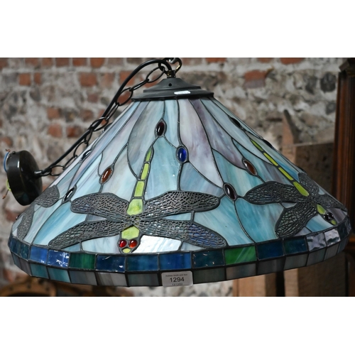 1294 - Tiffany style leaded stained glass ceiling lightshade decorated with dragonflies, c/w chain and ceil... 