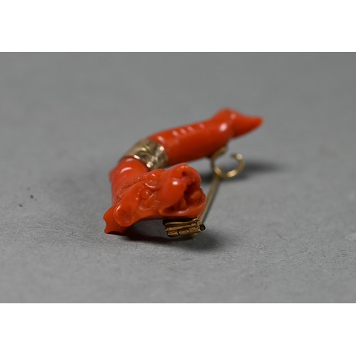 235 - An antique Chinese coral carved dragon yellow metal mounted brooch, 3.5 cm long, 5 g all in