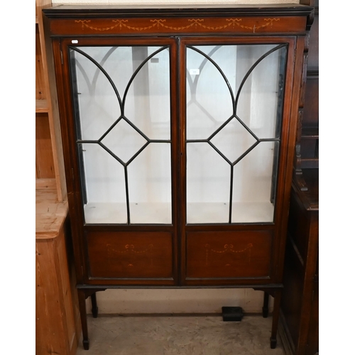 388 - # An Edwardian Sheraton revival walnut display cabinet with neoclassical satinwood inlay (missing sh... 