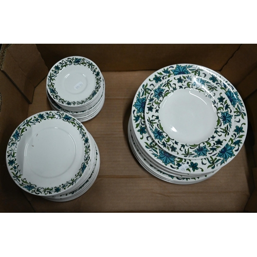 173 - #Midwinter Marquess of Queensbury-shape dinner/coffee service, 70 pieces (2 boxes)