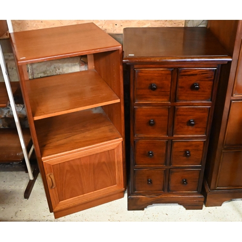 270 - A G-Plan teak bookcase with cupboard below, 48 x 47 x 101 cm h