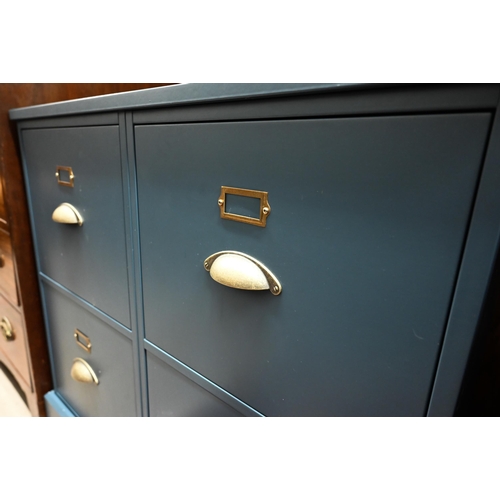 400 - A Dormy House ink blue four drawer filing cabinet with aged metal cupped handles 82 cm w x 52 cm d x... 