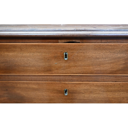 408 - A small Victorian mahogany chest of four long graduating drawers with turned handles, raised on spla... 