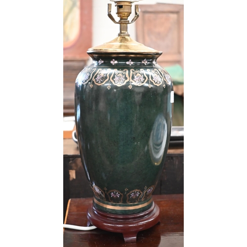 536 - Green-glazed ceramic table lamp, 38 cm