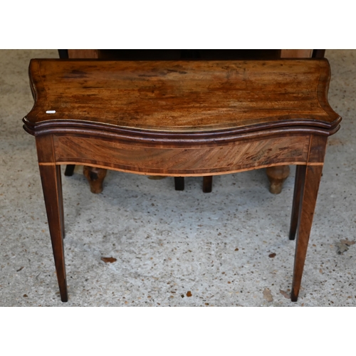 616 - A Victorian mahogany serpentine fold over card table on square tapering legs, 84 x 48 x 67 cm h